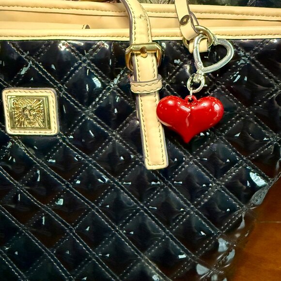 NEW Gorgeous Red Heart Keychain Purse Handbag Charm - Picture 5 of 7